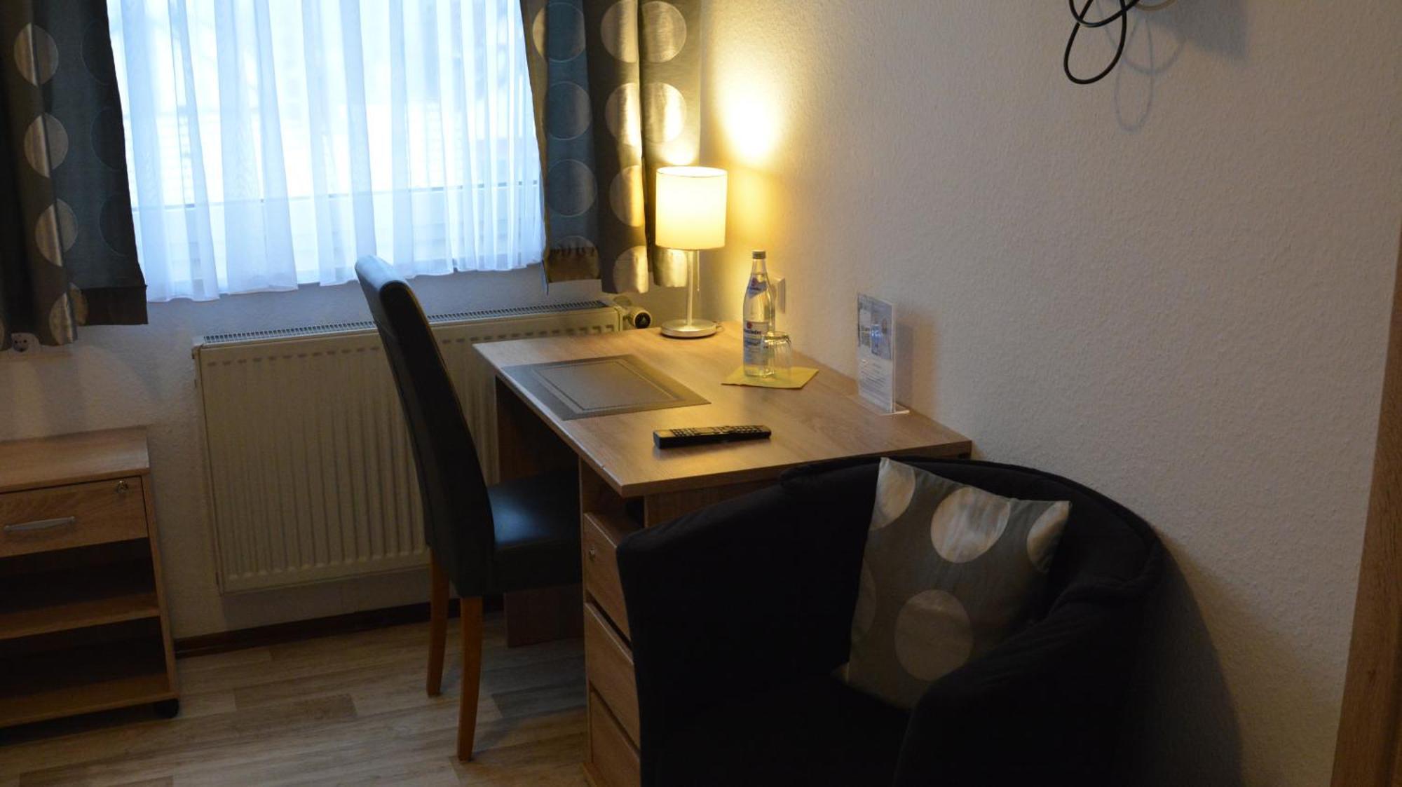 Hotel-Gasthof Zur Rose Weißenhorn Habitación foto