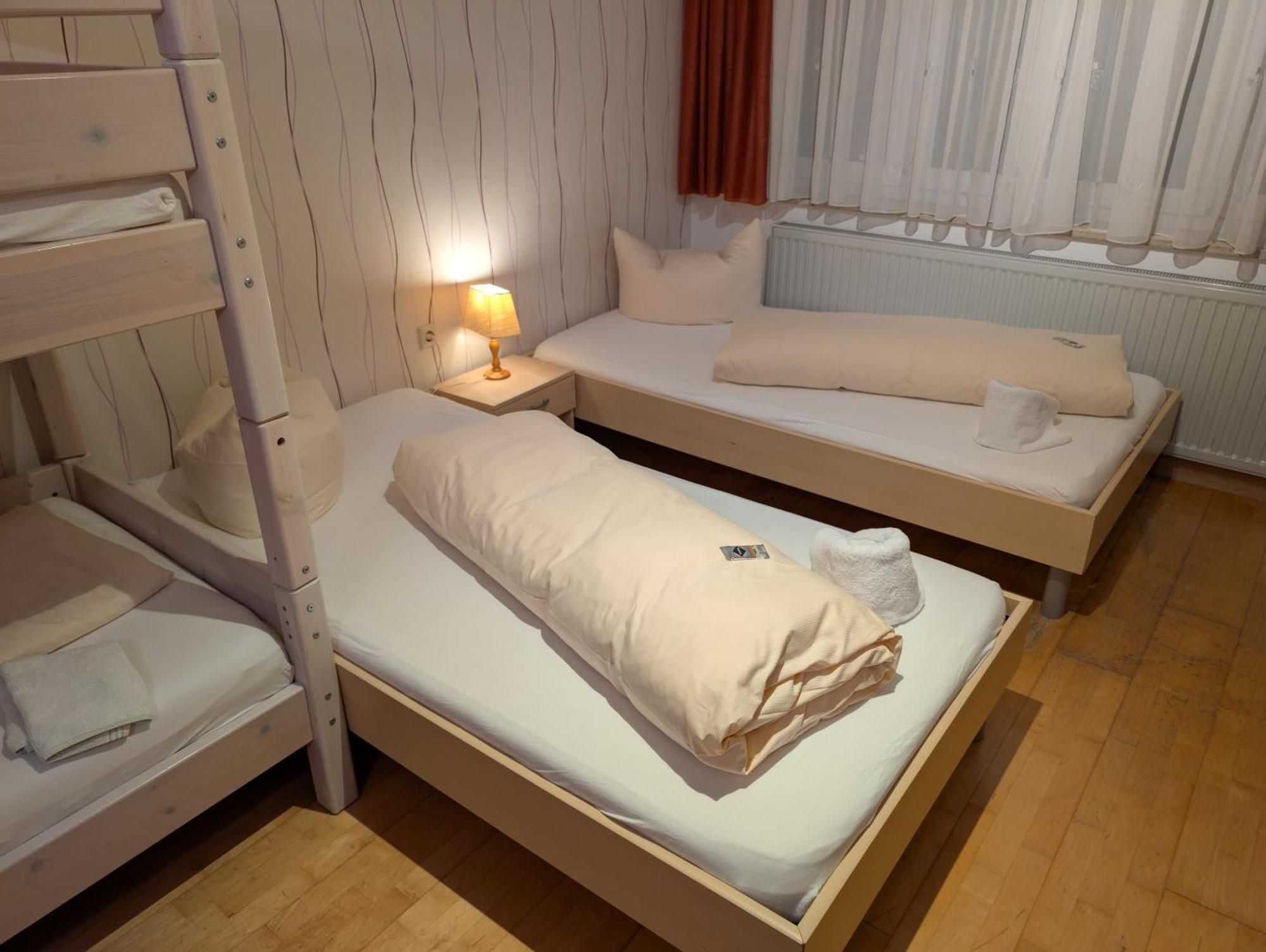 Hotel-Gasthof Zur Rose Weißenhorn Habitación foto